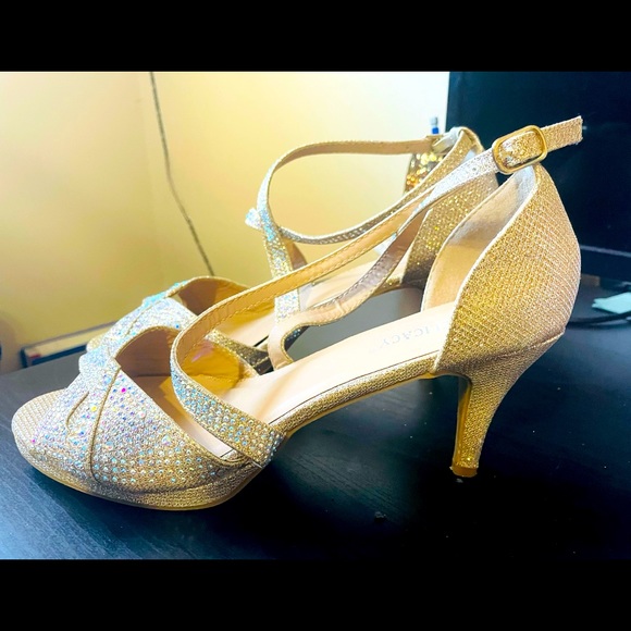 Fancy Rhinestone sandals. - Picture 2 of 2